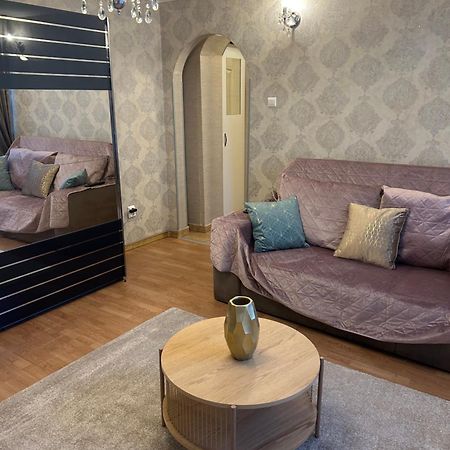 Little Paris Gare Du Nord Apartment Bucharest Luaran gambar